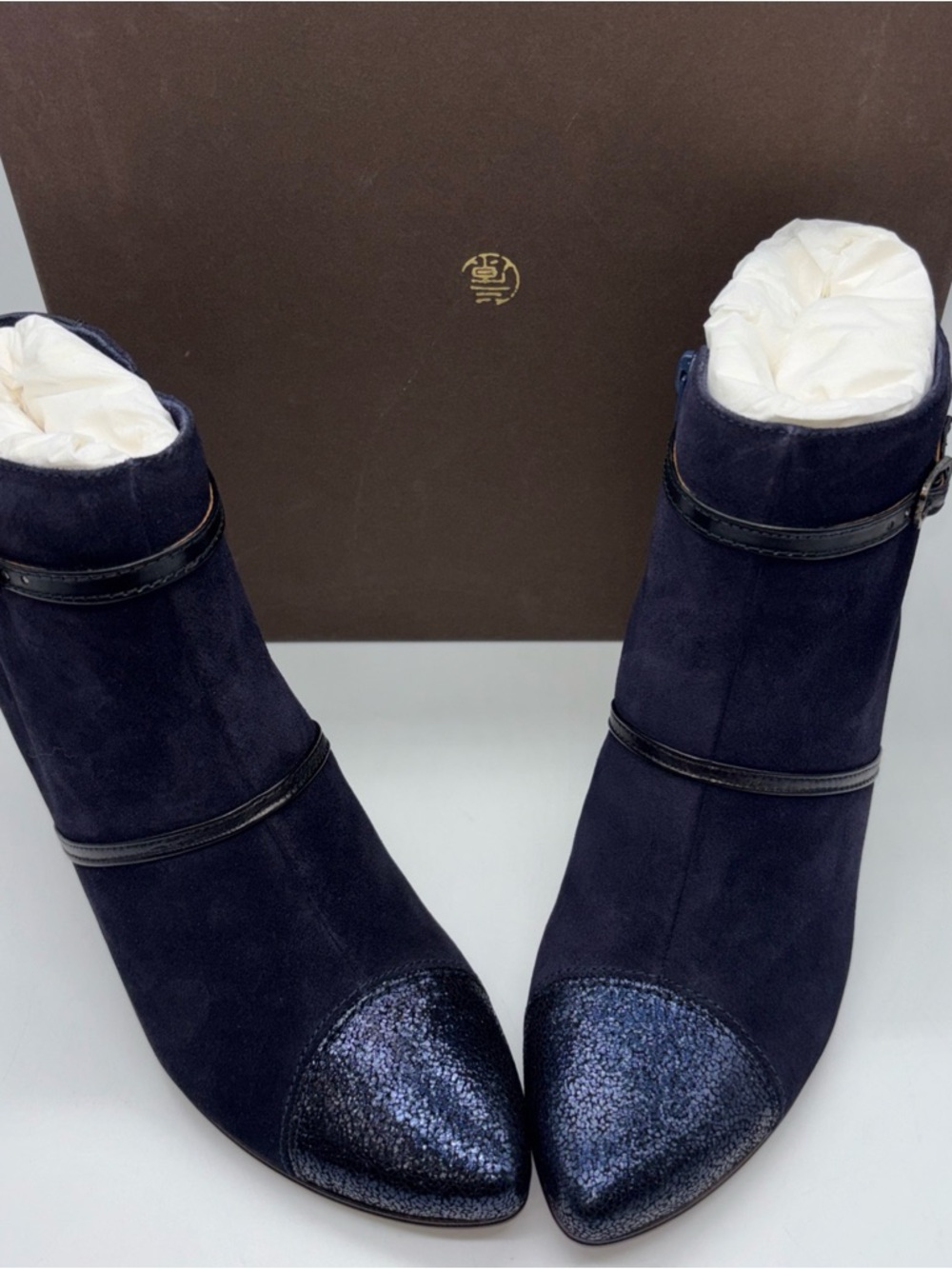 $485 Chie Mihara Karioka Navy Suede Ankle Boots Women Made In Spain Size 39 8.5